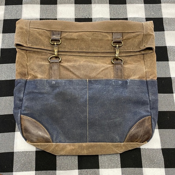 Sun Sand Cargoit Lennox Flap Fold Over Canvas Leather Backpack Buckle Rucksack - Picture 2 of 16